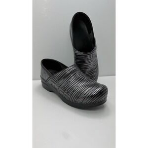 Dansko XP Metallic Multi Color Striped Patent Professional Clogs Size 39 US 8.5